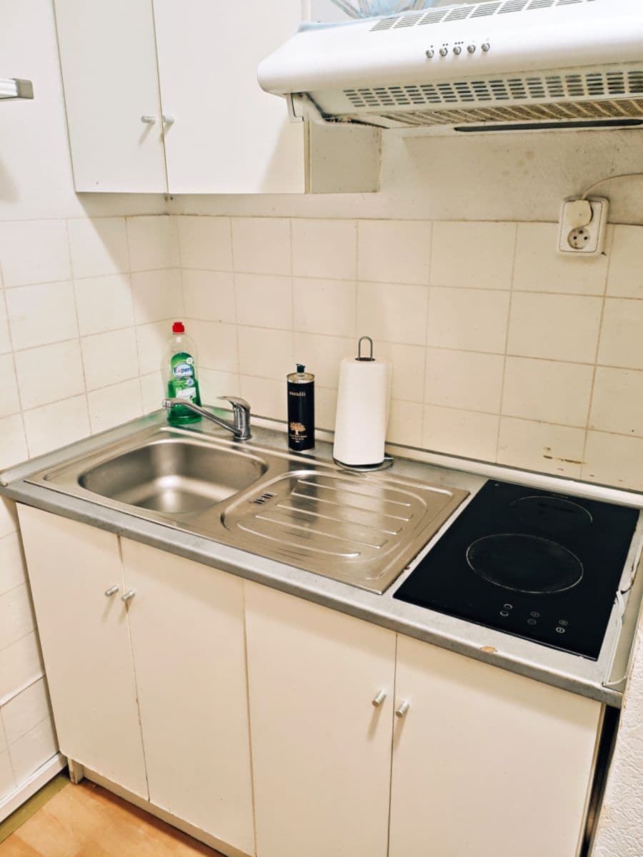 Pronájem bytu 2+1 40 m², Makovského, Praha, Praha Pronájem bytu 2+1 40 m², Makovského, Praha, Praha