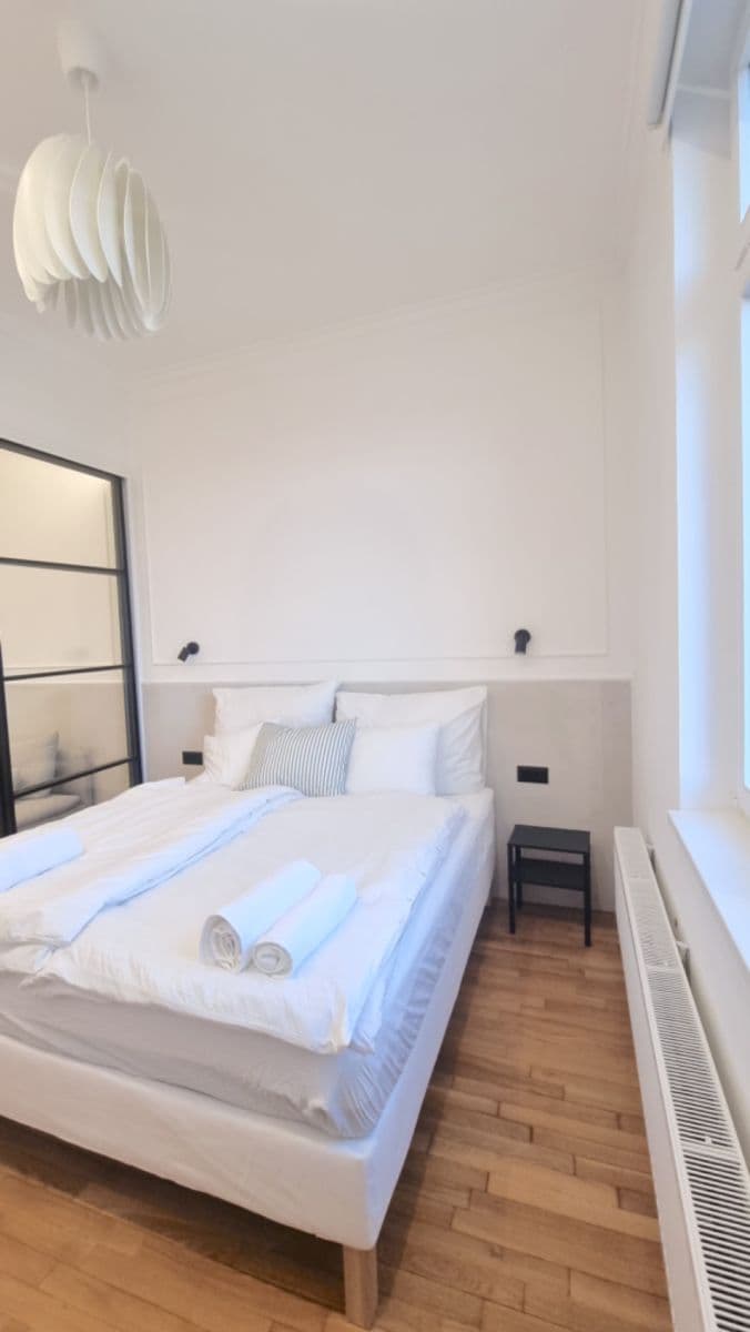 Pronájem bytu 2+kk 42 m², Bořivojova, Praha, Praha Pronájem bytu 2+kk 42 m², Bořivojova, Praha, Praha