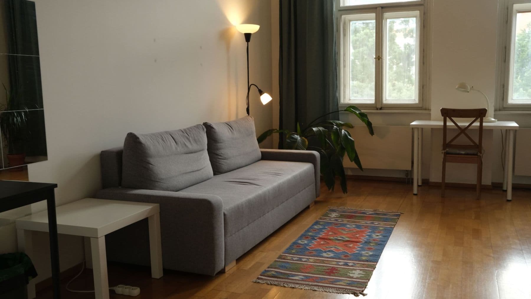 Pronájem bytu 3+1 26 m², Janáčkovo nábřeží, Praha, Praha Pronájem bytu 3+1 26 m², Janáčkovo nábřeží, Praha, Praha