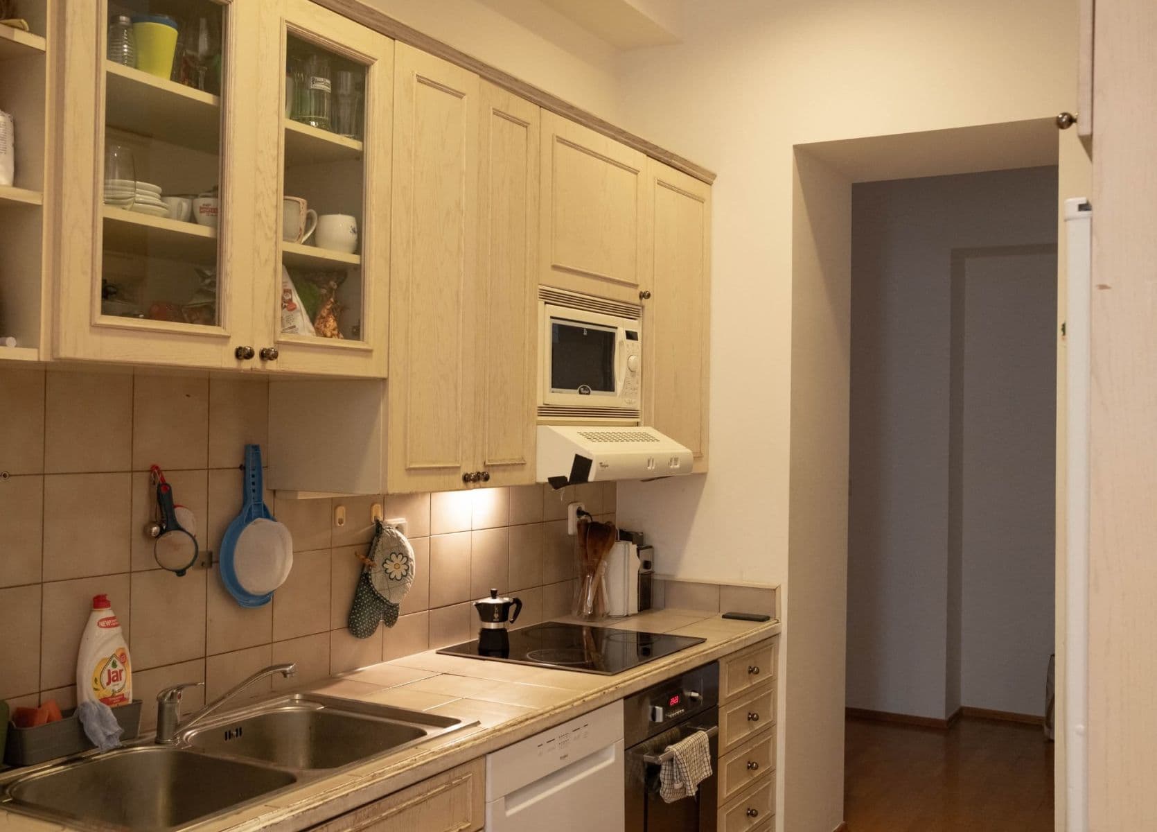 Pronájem bytu 3+1 26 m², Janáčkovo nábřeží, Praha, Praha Pronájem bytu 3+1 26 m², Janáčkovo nábřeží, Praha, Praha