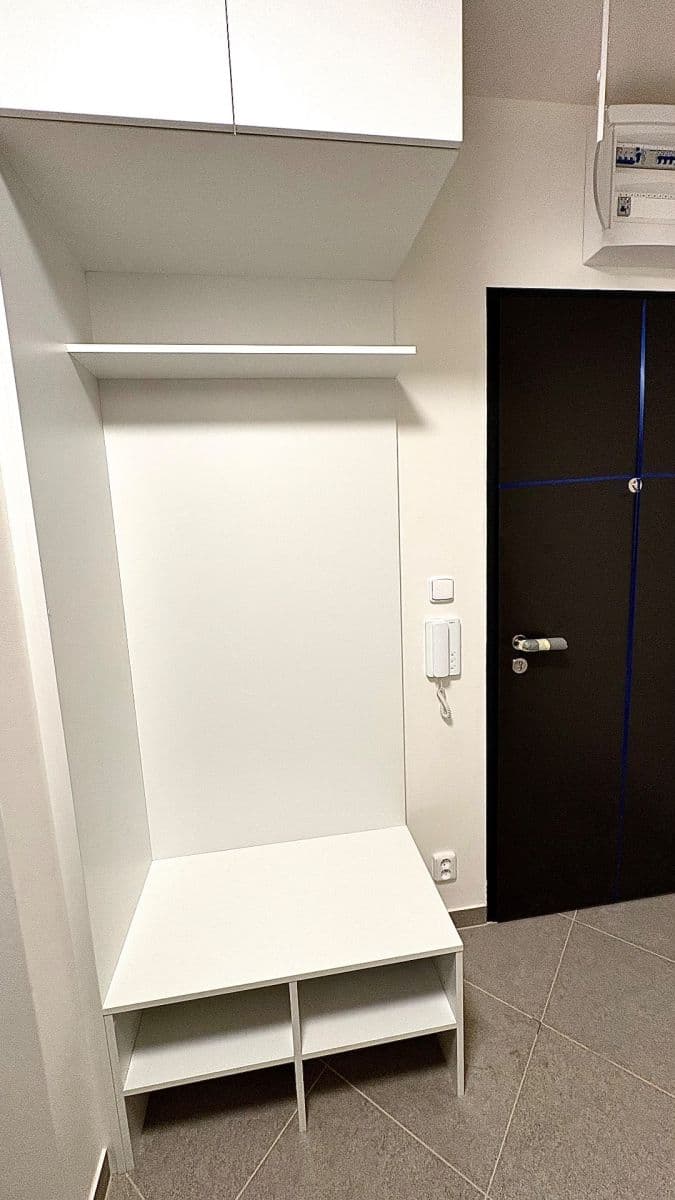 Pronájem bytu 2+kk 45 m², Čakovická, Praha, Praha Pronájem bytu 2+kk 45 m², Čakovická, Praha, Praha