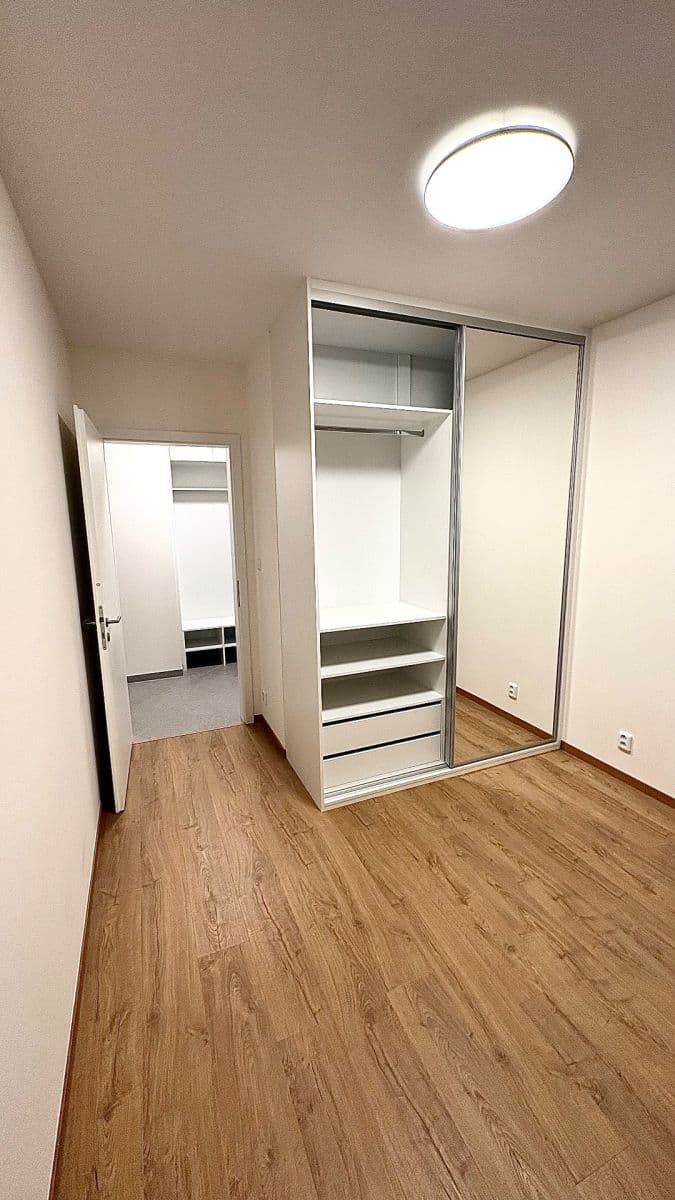 Pronájem bytu 2+kk 45 m², Čakovická, Praha, Praha Pronájem bytu 2+kk 45 m², Čakovická, Praha, Praha