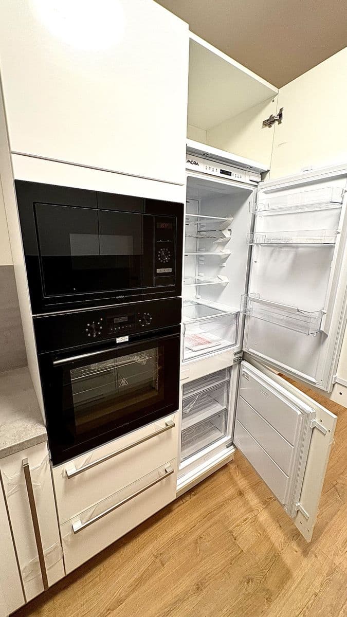 Pronájem bytu 2+kk 55 m², Čakovická, Praha, Praha Pronájem bytu 2+kk 55 m², Čakovická, Praha, Praha