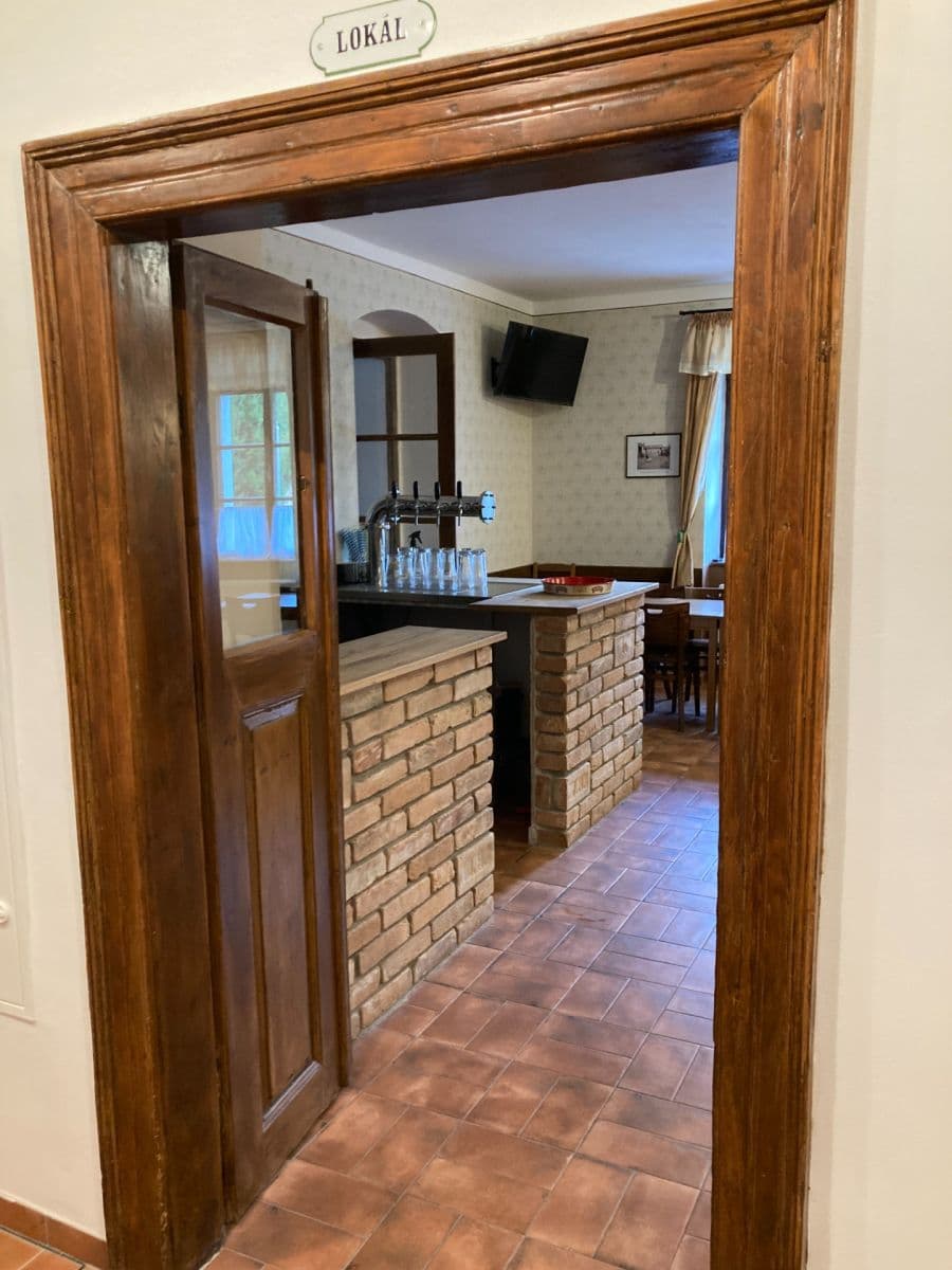 Pronájem nebytového prostoru 180 m², Koštice, Ústecký kraj Pronájem nebytového prostoru 180 m², Koštice, Ústecký kraj