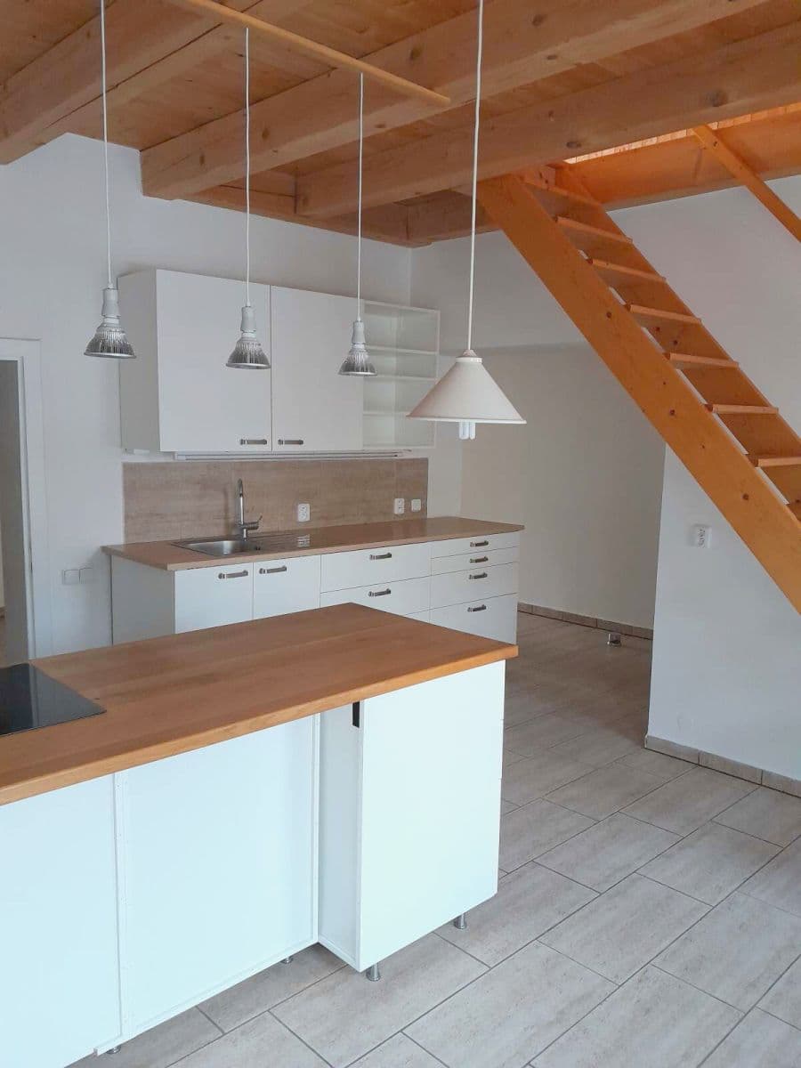 Prodej domu 115 m², pozemek 600 m², Kytnerova, Brno, Jihomoravský kraj Prodej domu 115 m², pozemek 600 m², Kytnerova, Brno, Jihomoravský kraj