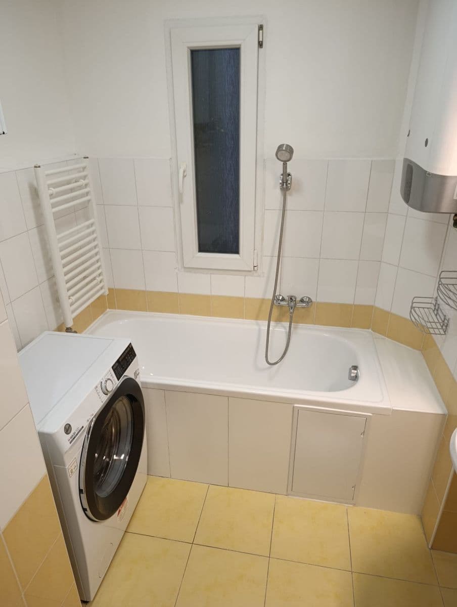 Pronájem bytu 3+kk 81 m², Křenová, Brno, Jihomoravský kraj Pronájem bytu 3+kk 81 m², Křenová, Brno, Jihomoravský kraj