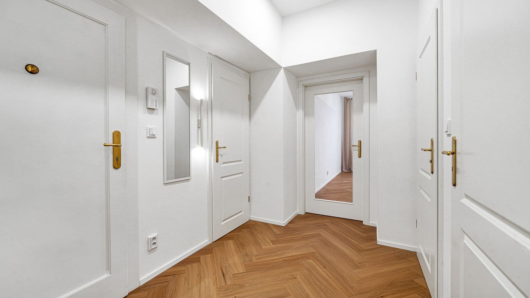 Prodej bytu 3+kk 70 m², Argentinská, Praha, Praha Prodej bytu 3+kk 70 m², Argentinská, Praha, Praha