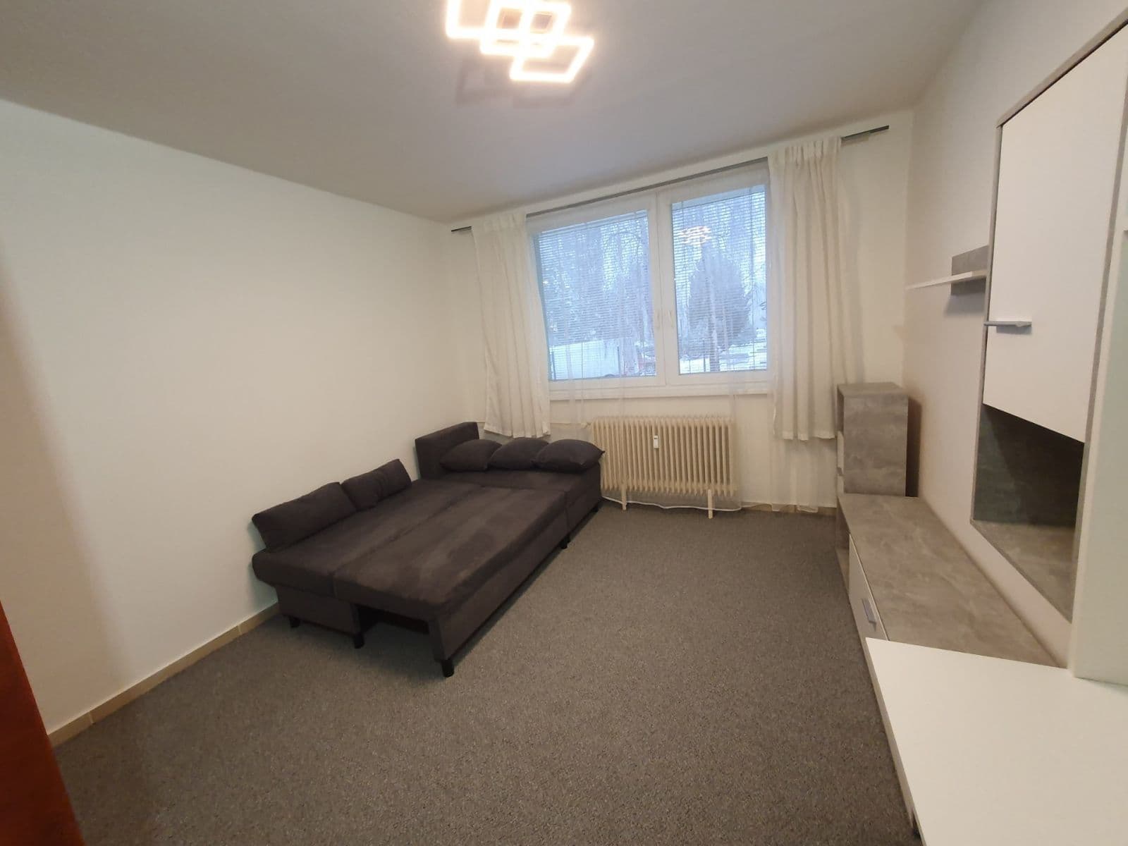 Pronájem bytu 1+kk 20 m², Jedovnická, Brno, Jihomoravský kraj Pronájem bytu 1+kk 20 m², Jedovnická, Brno, Jihomoravský kraj