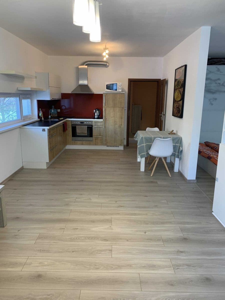 Pronájem bytu 2+kk 55 m², Makedonská, Praha, Praha Pronájem bytu 2+kk 55 m², Makedonská, Praha, Praha