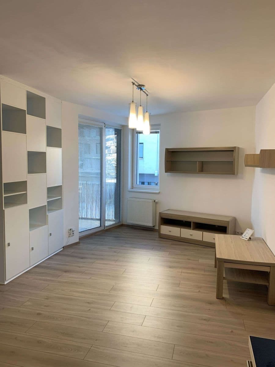 Pronájem bytu 2+kk 55 m², Makedonská, Praha, Praha Pronájem bytu 2+kk 55 m², Makedonská, Praha, Praha