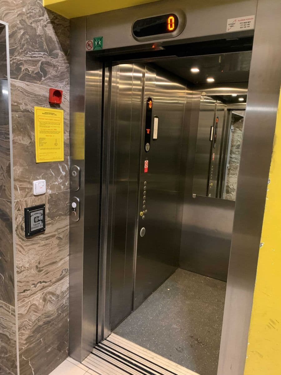 Pronájem bytu 2+kk 55 m², Makedonská, Praha, Praha Pronájem bytu 2+kk 55 m², Makedonská, Praha, Praha