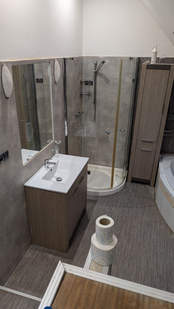 Pronájem bytu 5+kk 126 m², Osvoboditelů, Hlučín, Moravskoslezský kraj Pronájem bytu 5+kk 126 m², Osvoboditelů, Hlučín, Moravskoslezský kraj