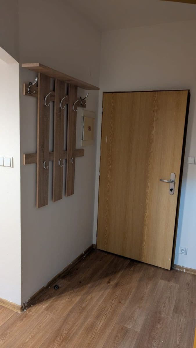 Pronájem bytu 5+kk 126 m², Osvoboditelů, Hlučín, Moravskoslezský kraj Pronájem bytu 5+kk 126 m², Osvoboditelů, Hlučín, Moravskoslezský kraj