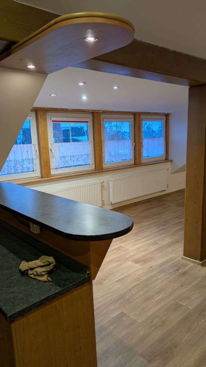 Pronájem bytu 5+kk 126 m², Osvoboditelů, Hlučín, Moravskoslezský kraj Pronájem bytu 5+kk 126 m², Osvoboditelů, Hlučín, Moravskoslezský kraj