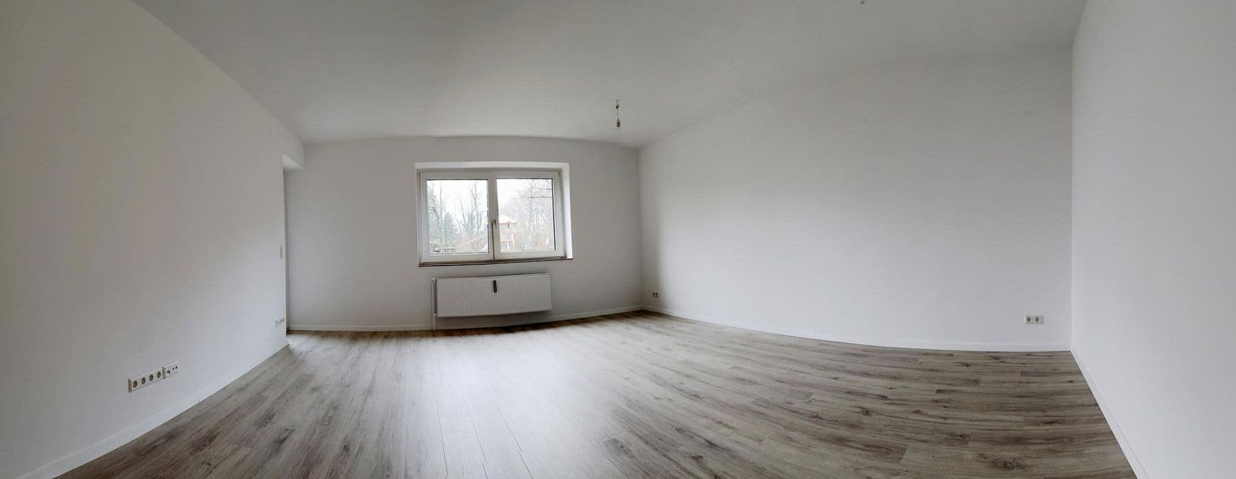 Pronájem bytu 3+1 85 m², Lärchenweg 19, Wolfsburg, Dolní Sasko Pronájem bytu 3+1 85 m², Lärchenweg 19, Wolfsburg, Dolní Sasko