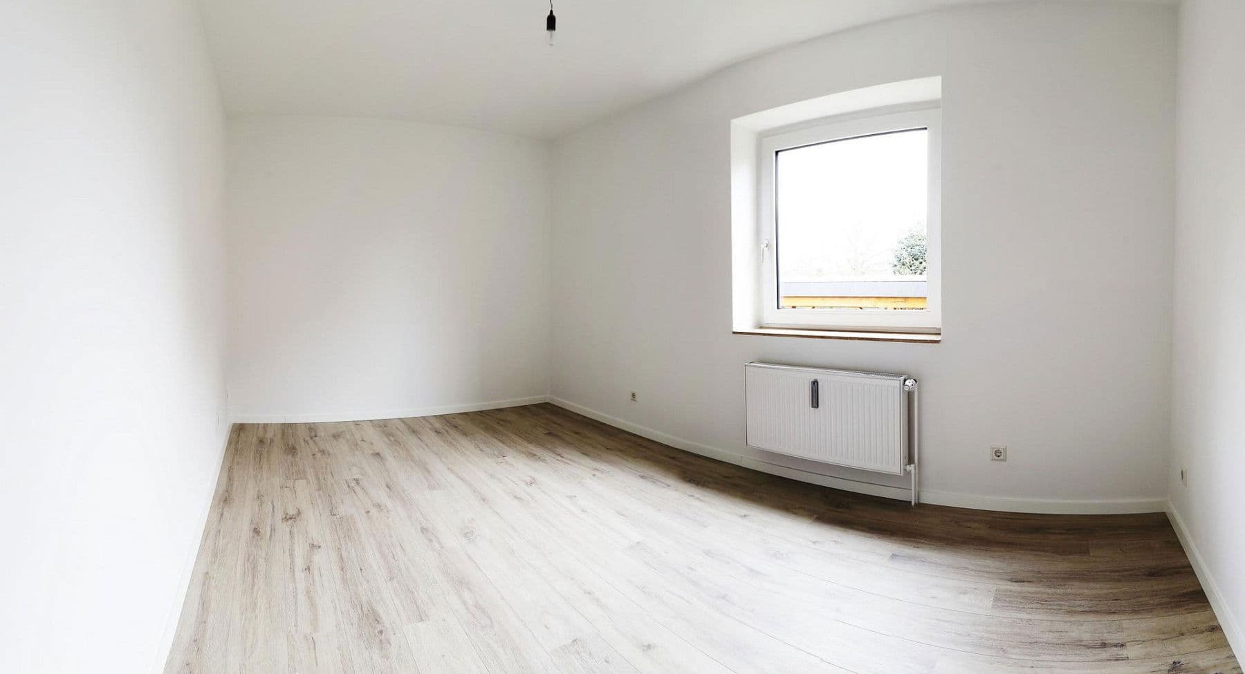 Pronájem bytu 3+1 85 m², Lärchenweg 19, Wolfsburg, Dolní Sasko Pronájem bytu 3+1 85 m², Lärchenweg 19, Wolfsburg, Dolní Sasko