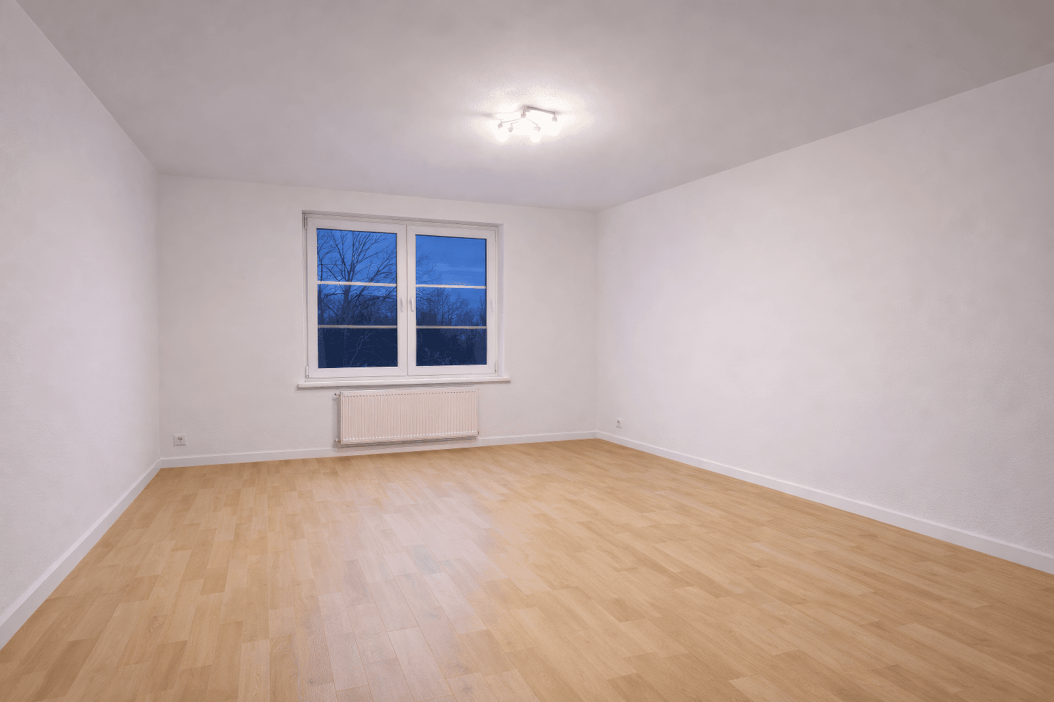 Prodej bytu 3+1 65 m², Alte Reichenbacher Str. 16, Plauen, Sasko Prodej bytu 3+1 65 m², Alte Reichenbacher Str. 16, Plauen, Sasko