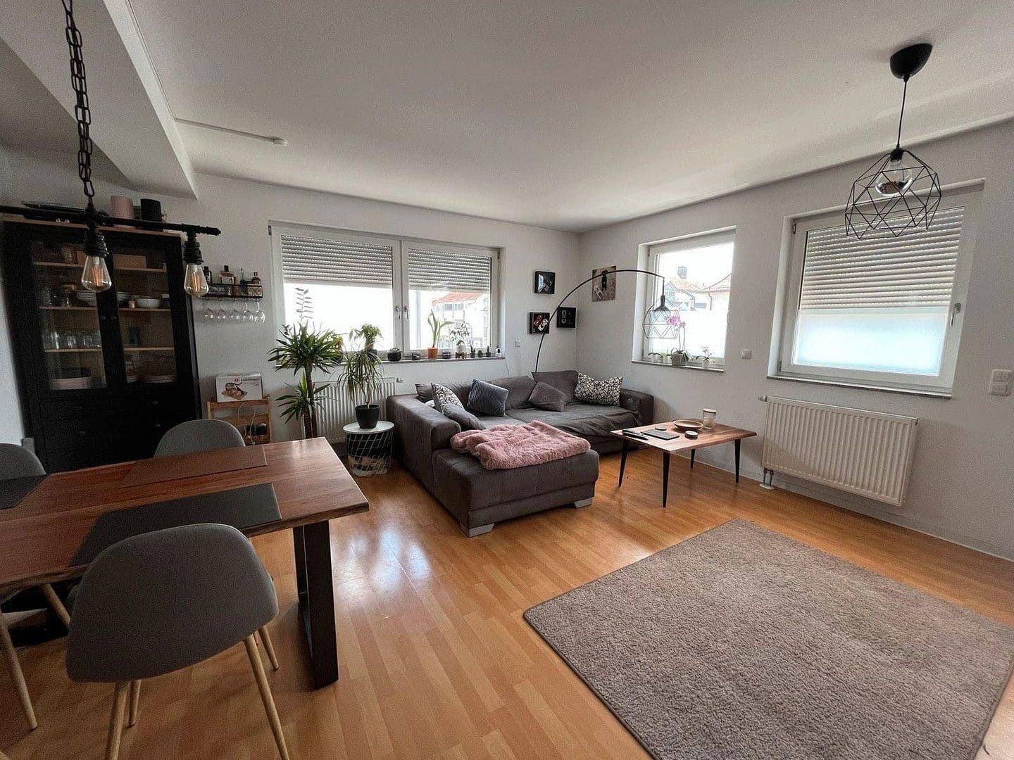 Pronájem bytu 2+1 73 m², Reinheim, Hessen Pronájem bytu 2+1 73 m², Reinheim, Hessen