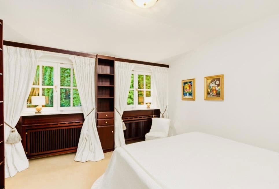 Prodej domu 467 m², pozemek 2.646 m², Bremen, Bremen Prodej domu 467 m², pozemek 2.646 m², Bremen, Bremen