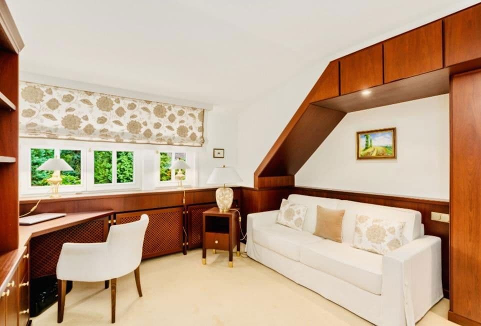 Prodej domu 467 m², pozemek 2.646 m², Bremen, Bremen Prodej domu 467 m², pozemek 2.646 m², Bremen, Bremen