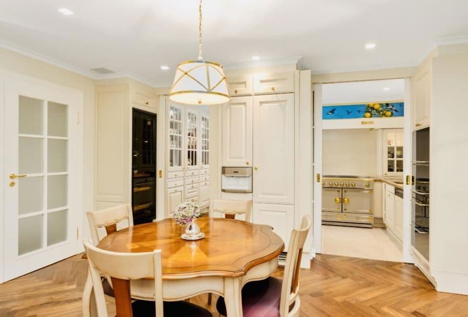 Prodej domu 467 m², pozemek 2.646 m², Bremen, Bremen Prodej domu 467 m², pozemek 2.646 m², Bremen, Bremen