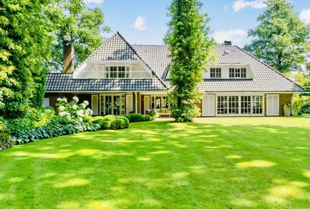 Prodej domu 467 m², pozemek 2.646 m², Bremen, Bremen Prodej domu 467 m², pozemek 2.646 m², Bremen, Bremen