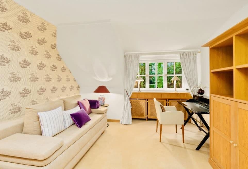 Prodej domu 467 m², pozemek 2.646 m², Bremen, Bremen Prodej domu 467 m², pozemek 2.646 m², Bremen, Bremen