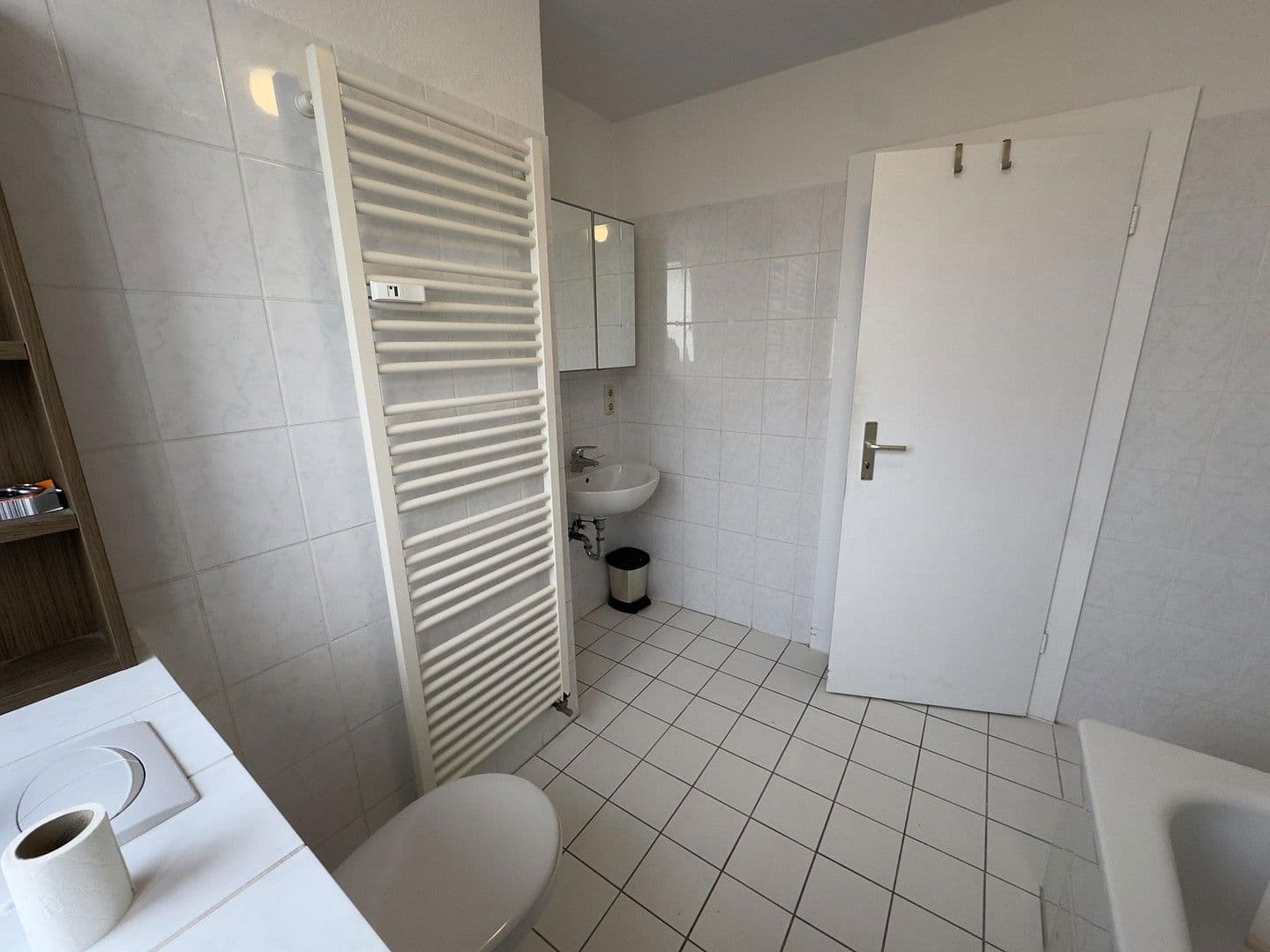 Pronájem bytu 1+1 21 m², Lucaestraße 15, Frankfurt am Main, Hessen Pronájem bytu 1+1 21 m², Lucaestraße 15, Frankfurt am Main, Hessen