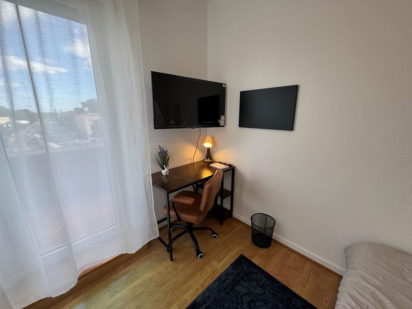 Pronájem bytu 1+1 21 m², Lucaestraße 15, Frankfurt am Main, Hessen Pronájem bytu 1+1 21 m², Lucaestraße 15, Frankfurt am Main, Hessen