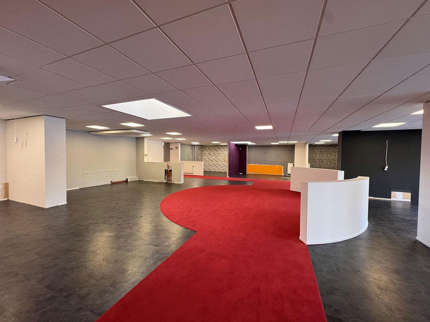 Pronájem nebytového prostoru 988 m², Otto-Kipp-Straße 2, Scharbeutz, Šlesvicko-Holštýnsko Pronájem nebytového prostoru 988 m², Otto-Kipp-Straße 2, Scharbeutz, Šlesvicko-Holštýnsko