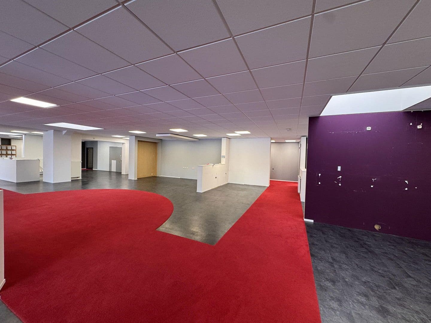 Pronájem nebytového prostoru 988 m², Otto-Kipp-Straße 2, Scharbeutz, Šlesvicko-Holštýnsko Pronájem nebytového prostoru 988 m², Otto-Kipp-Straße 2, Scharbeutz, Šlesvicko-Holštýnsko