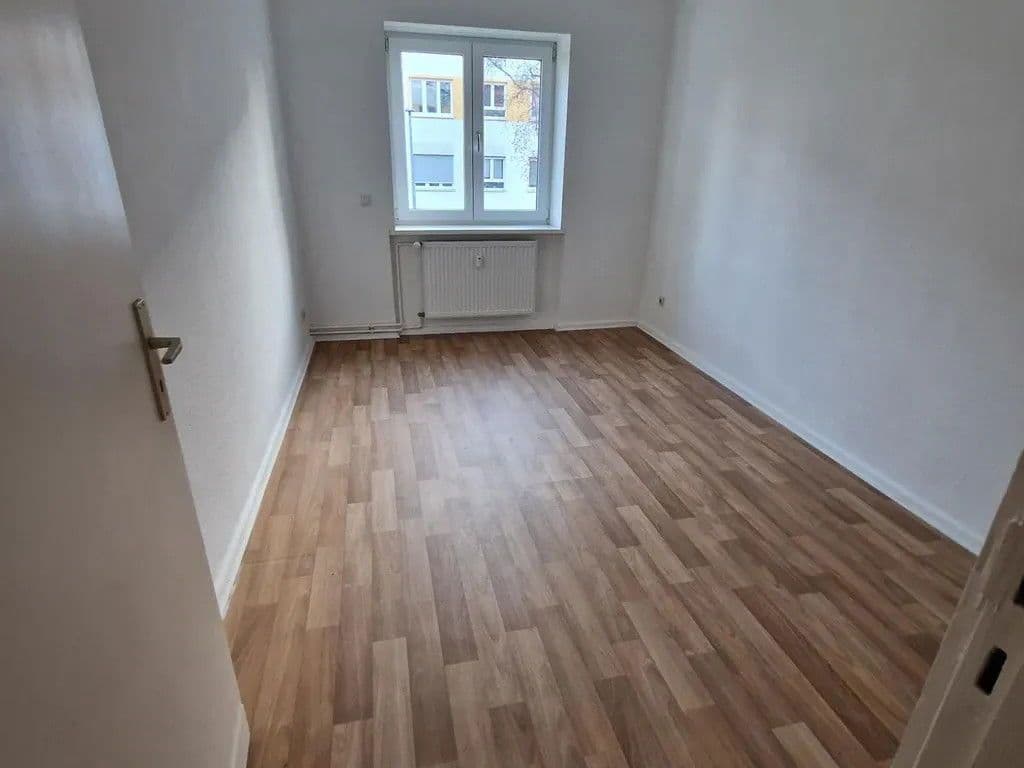 Pronájem bytu 4+1 85 m², Kisselnallee, Berlin-Bezirk Spandau, Berlín Pronájem bytu 4+1 85 m², Kisselnallee, Berlin-Bezirk Spandau, Berlín