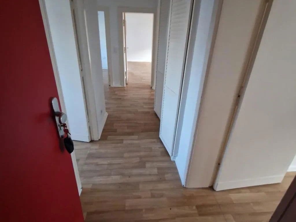Pronájem bytu 4+1 85 m², Kisselnallee, Berlin-Bezirk Spandau, Berlín Pronájem bytu 4+1 85 m², Kisselnallee, Berlin-Bezirk Spandau, Berlín