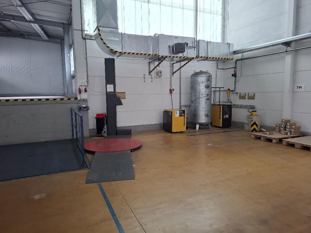 Prodej nebytového prostoru 2.964 m², Königheim, Bádensko-Württembersko Prodej nebytového prostoru 2.964 m², Königheim, Bádensko-Württembersko