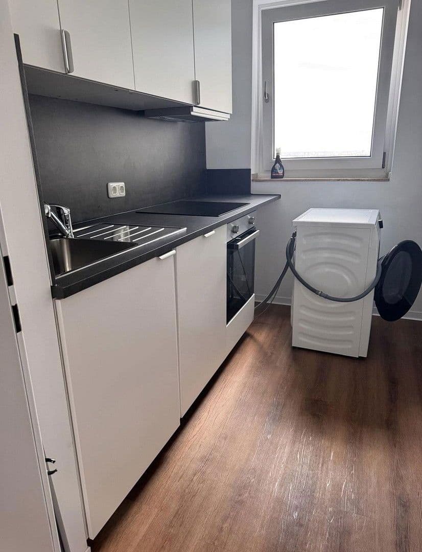 Pronájem bytu 5+1 92 m², Am Wehr 1, Liederbach am Taunus, Hessen Pronájem bytu 5+1 92 m², Am Wehr 1, Liederbach am Taunus, Hessen