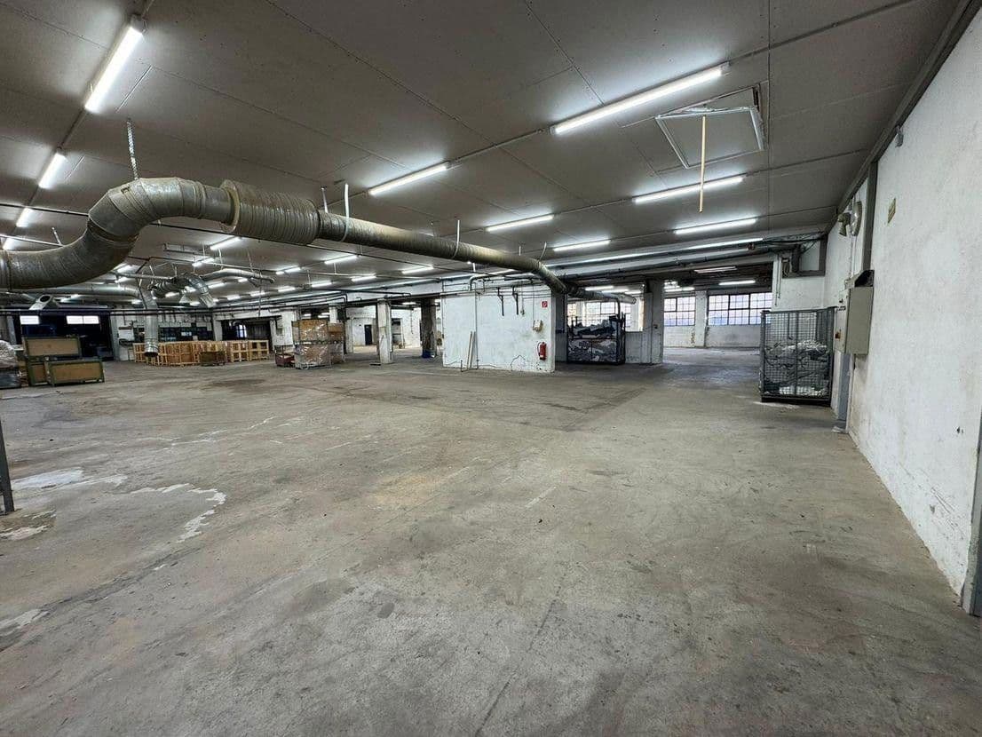 Pronájem nebytového prostoru 3.216 m², Balve, Severní Porýní-Vestfálsko Pronájem nebytového prostoru 3.216 m², Balve, Severní Porýní-Vestfálsko