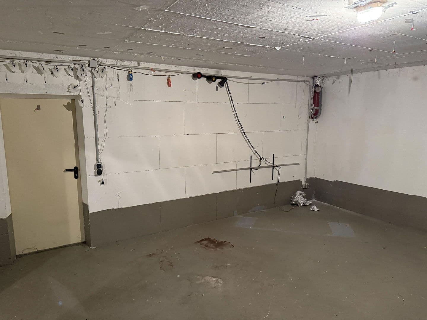 Pronájem nebytového prostoru 60 m², Bornheim, Severní Porýní-Vestfálsko Pronájem nebytového prostoru 60 m², Bornheim, Severní Porýní-Vestfálsko