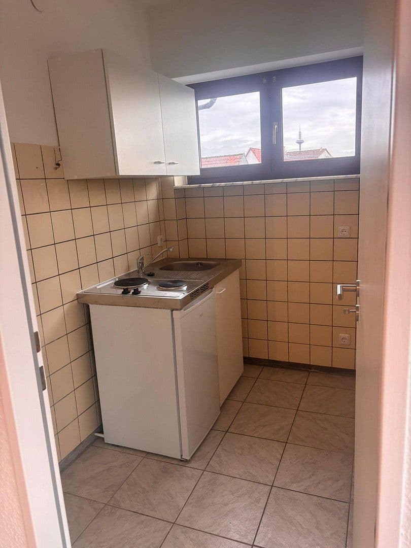 Pronájem bytu 1+1 23 m², Frankfurt, Hessen Pronájem bytu 1+1 23 m², Frankfurt, Hessen
