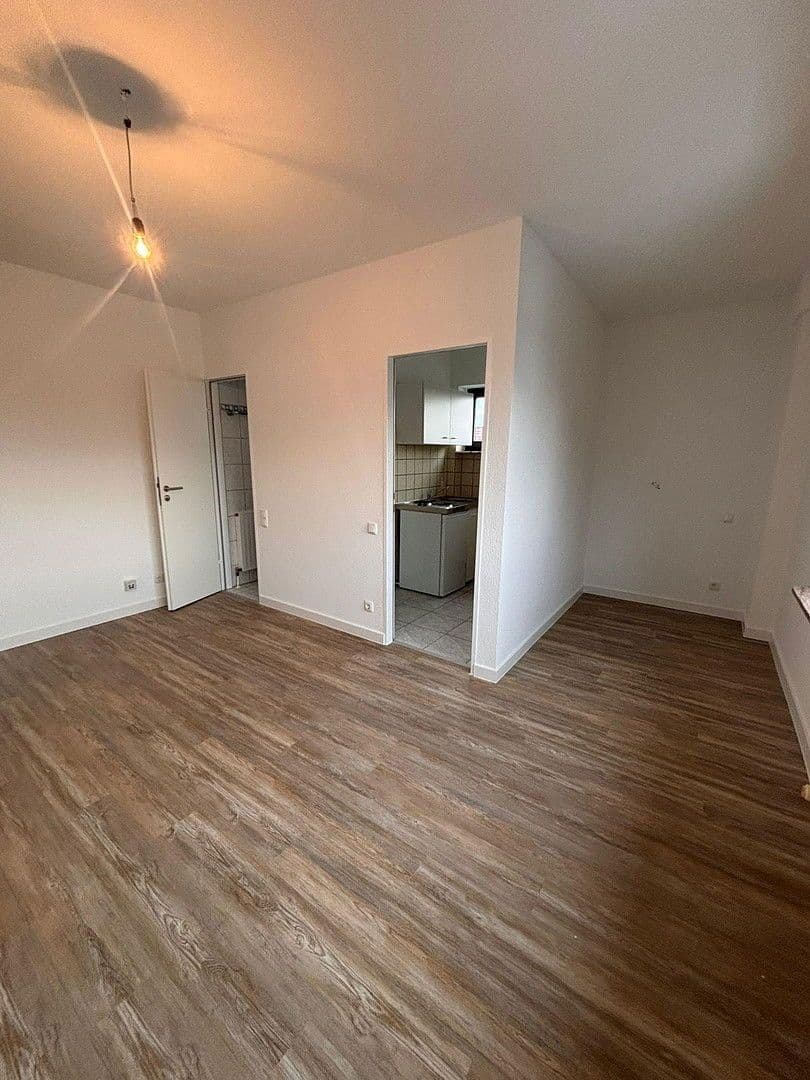 Pronájem bytu 1+1 23 m², Frankfurt, Hessen Pronájem bytu 1+1 23 m², Frankfurt, Hessen