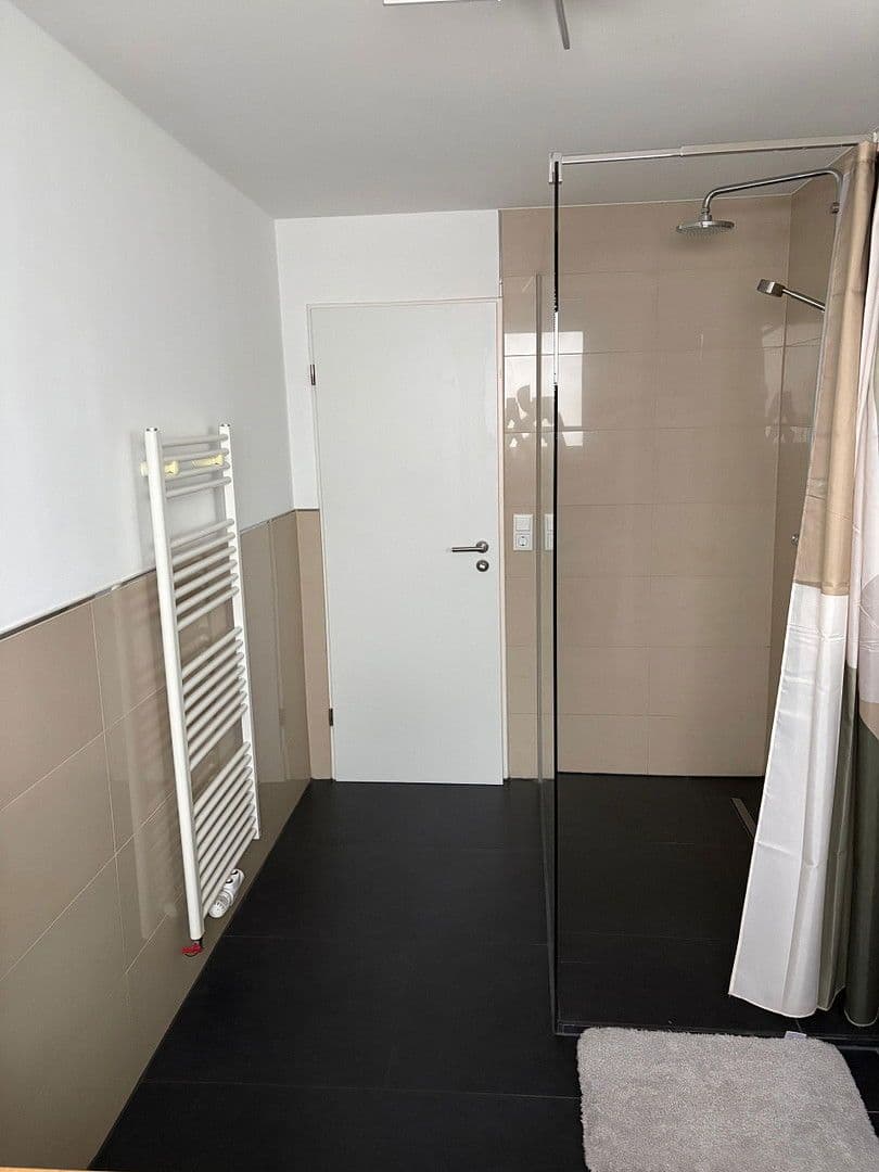 Pronájem bytu 3+1 100 m², Hagen, Severní Porýní-Vestfálsko Pronájem bytu 3+1 100 m², Hagen, Severní Porýní-Vestfálsko