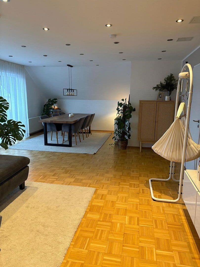 Pronájem bytu 3+1 100 m², Hagen, Severní Porýní-Vestfálsko Pronájem bytu 3+1 100 m², Hagen, Severní Porýní-Vestfálsko