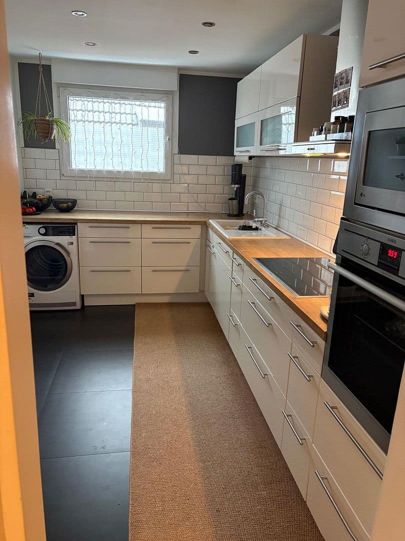 Pronájem bytu 3+1 100 m², Hagen, Severní Porýní-Vestfálsko Pronájem bytu 3+1 100 m², Hagen, Severní Porýní-Vestfálsko