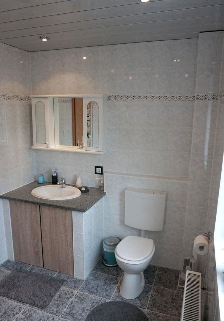 Pronájem domu 130 m², pozemek 430 m², Stahnsdorf, Braniborsko Pronájem domu 130 m², pozemek 430 m², Stahnsdorf, Braniborsko