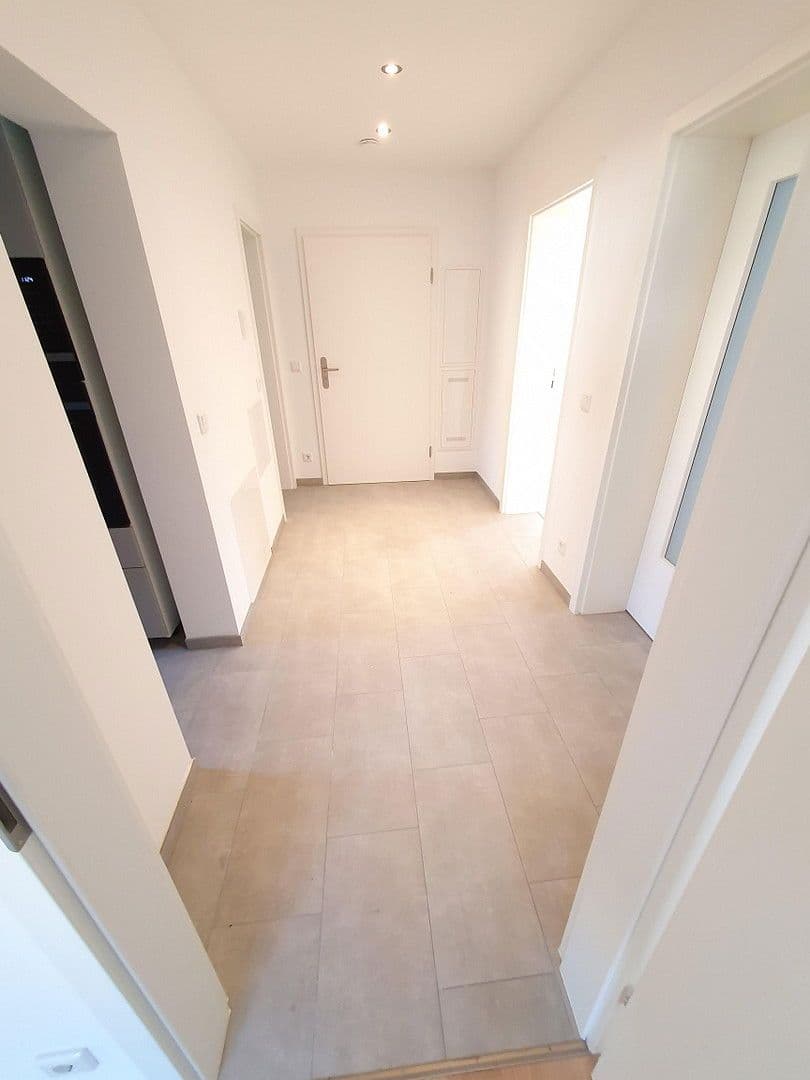 Pronájem bytu 3+1 82 m², Angerstraße 1, Hannover, Dolní Sasko Pronájem bytu 3+1 82 m², Angerstraße 1, Hannover, Dolní Sasko