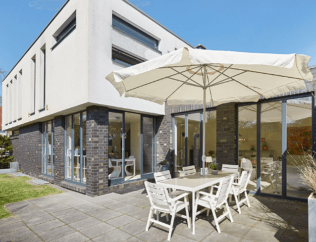 Prodej domu 272 m², pozemek 1.072 m², Oldenburg, Dolní Sasko Prodej domu 272 m², pozemek 1.072 m², Oldenburg, Dolní Sasko