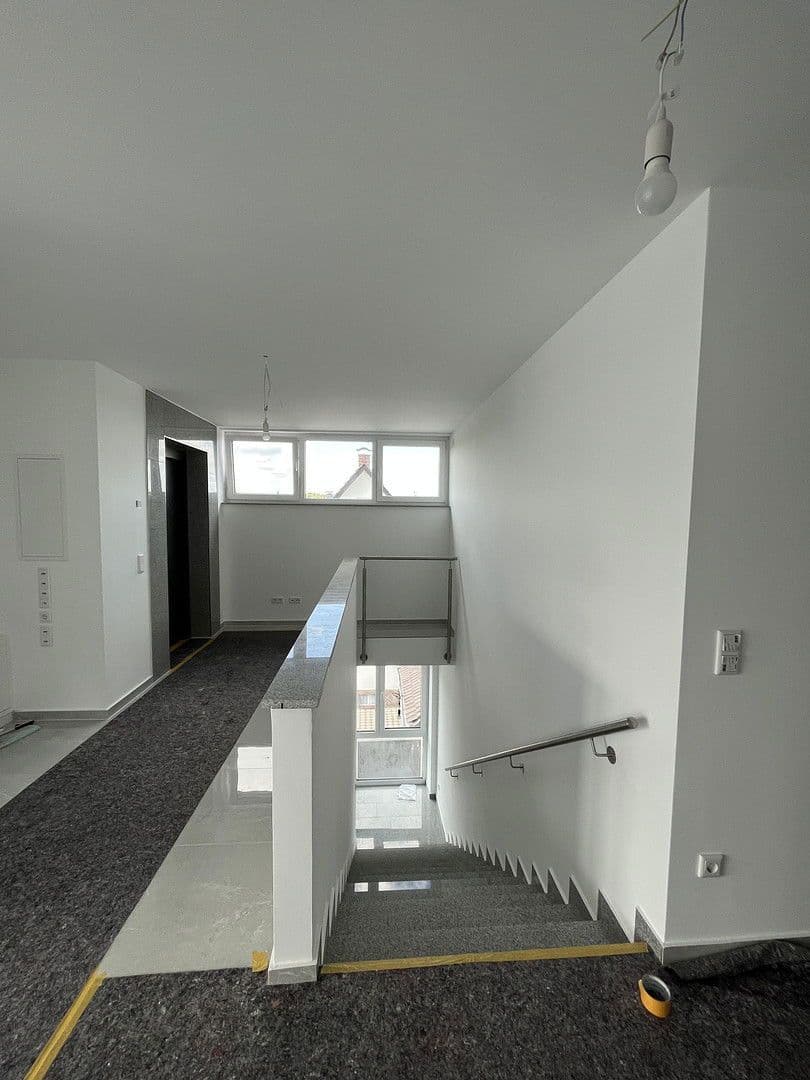Prodej domu 848 m², pozemek 848 m², Melle, Dolní Sasko Prodej domu 848 m², pozemek 848 m², Melle, Dolní Sasko