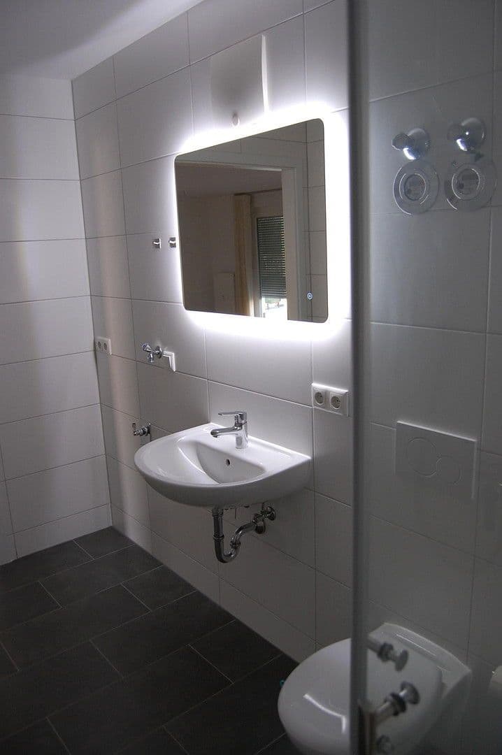 Pronájem bytu 2+1 67 m², Alte Amberger Str. 3a, Kemnath, Bavorsko Pronájem bytu 2+1 67 m², Alte Amberger Str. 3a, Kemnath, Bavorsko