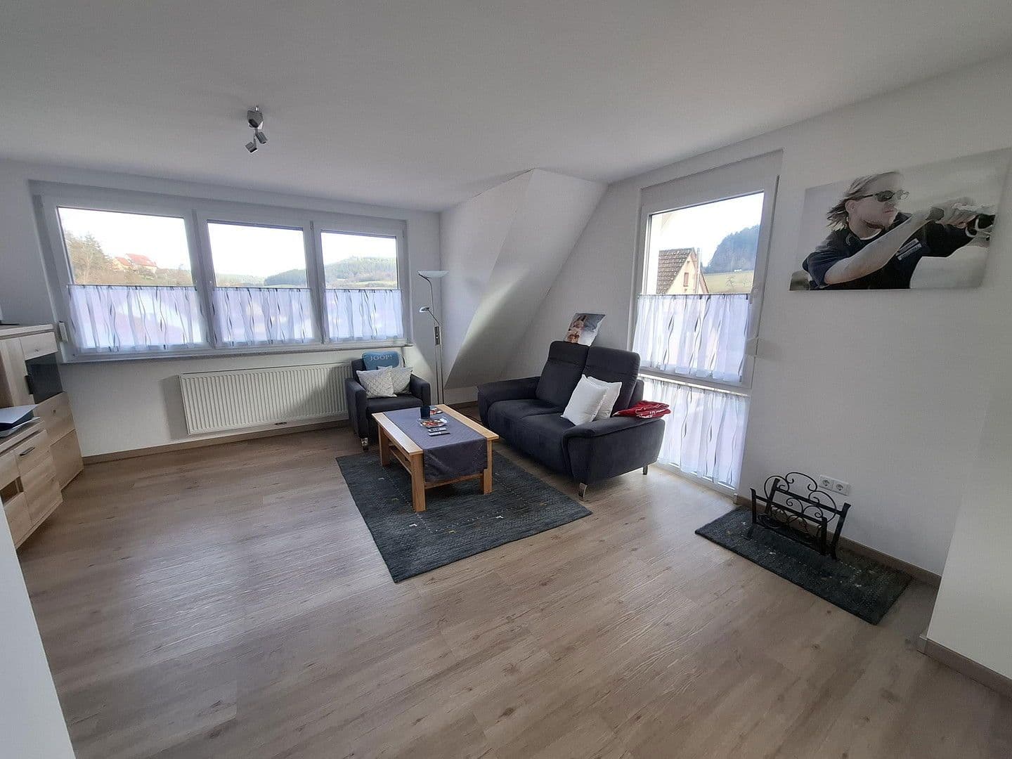 Pronájem bytu 4+1 92 m², Bösinger Straße 28, Haiterbach, Bádensko-Württembersko Pronájem bytu 4+1 92 m², Bösinger Straße 28, Haiterbach, Bádensko-Württembersko