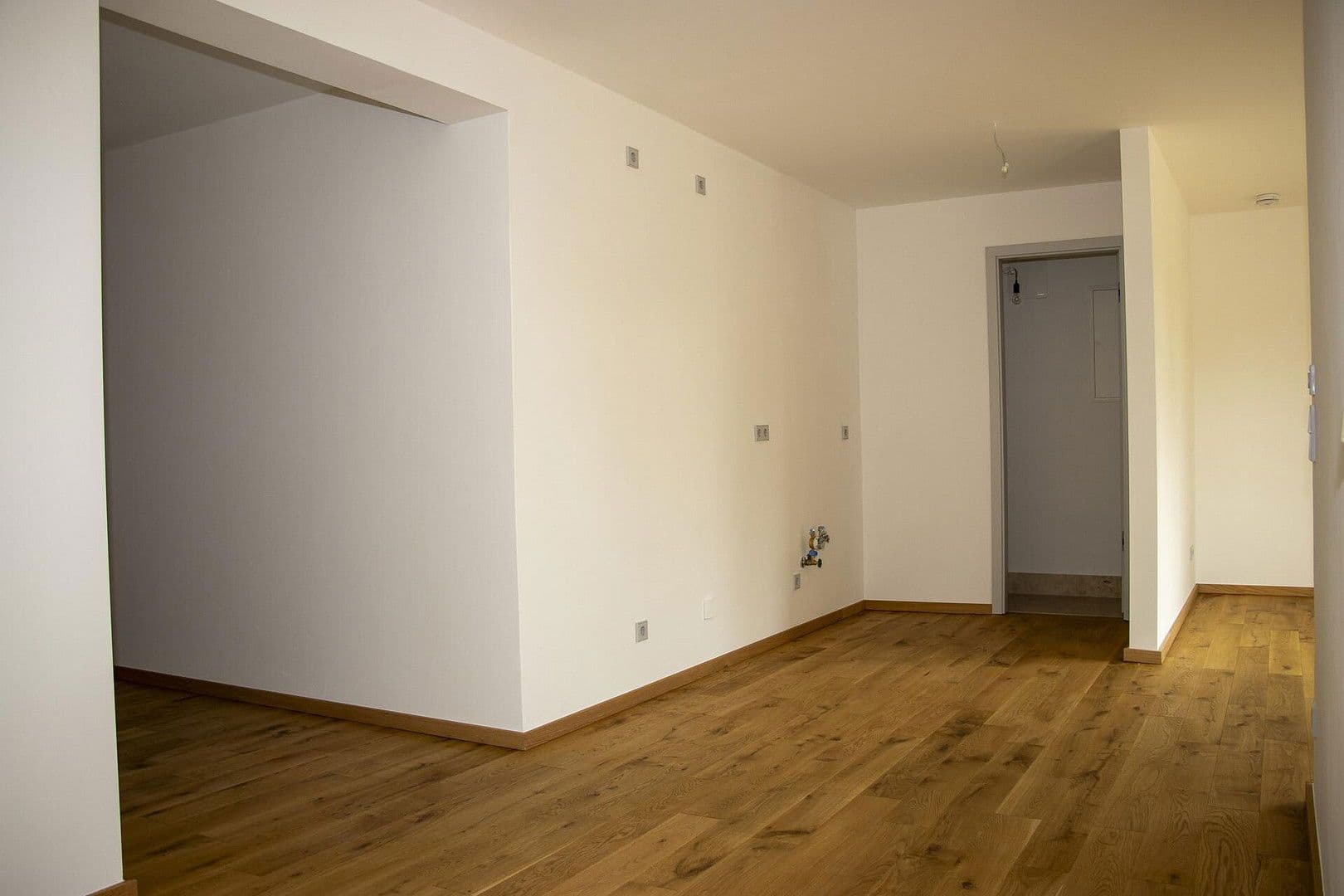 Pronájem bytu 2+1 69 m², Berliner Str. 27, Buckow, Braniborsko Pronájem bytu 2+1 69 m², Berliner Str. 27, Buckow, Braniborsko