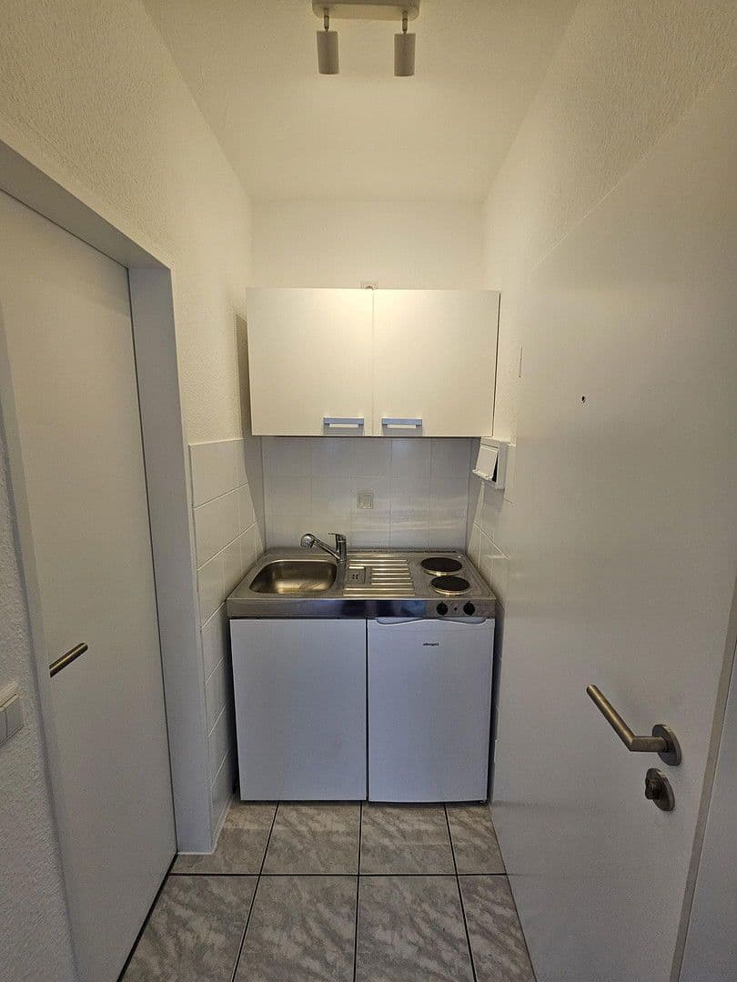 Pronájem bytu 1+1 25 m², Dieburger Straße 73, Darmstadt, Hessen Pronájem bytu 1+1 25 m², Dieburger Straße 73, Darmstadt, Hessen